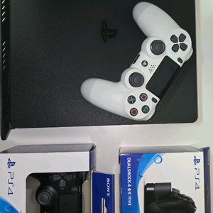 PS4 슬림 500GB 풀세트 및 타이틀 다수