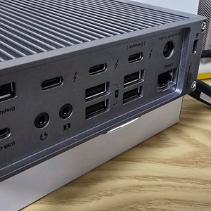 CalDigit TS4 Thunderbolt