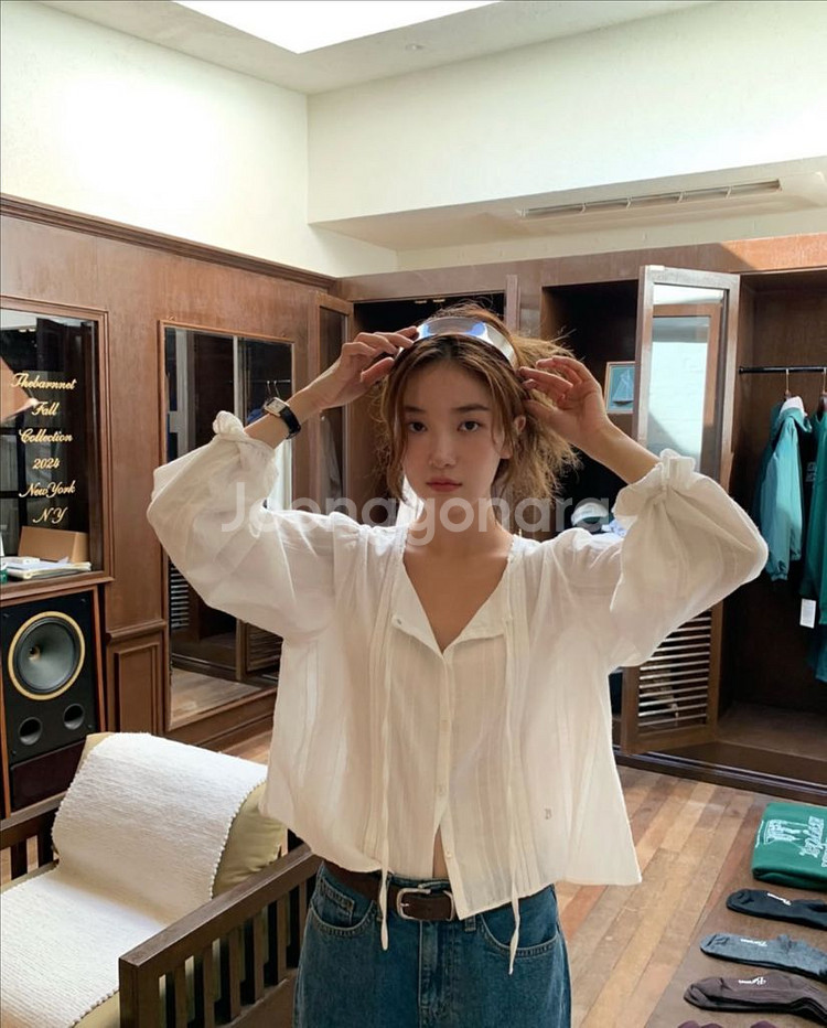 더바넷 verty ruffle blouse--1
