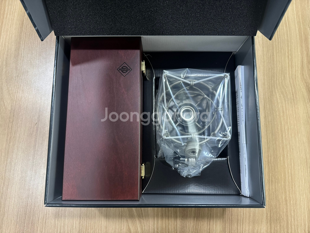 미개봉 새상품 노이만 U87 Ai studio set--0