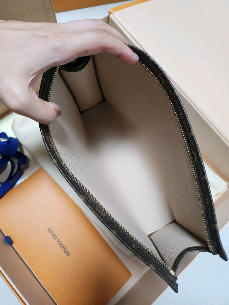 루이비통 토일렛 26--8