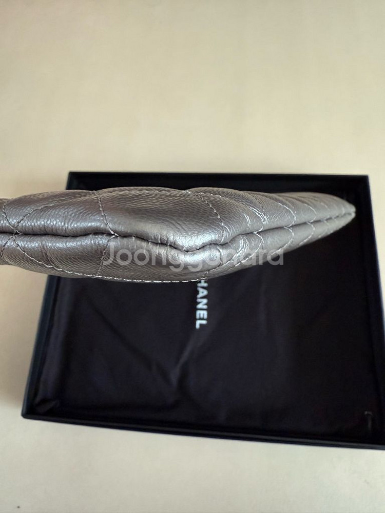 샤넬 보이 클러치 실버--3