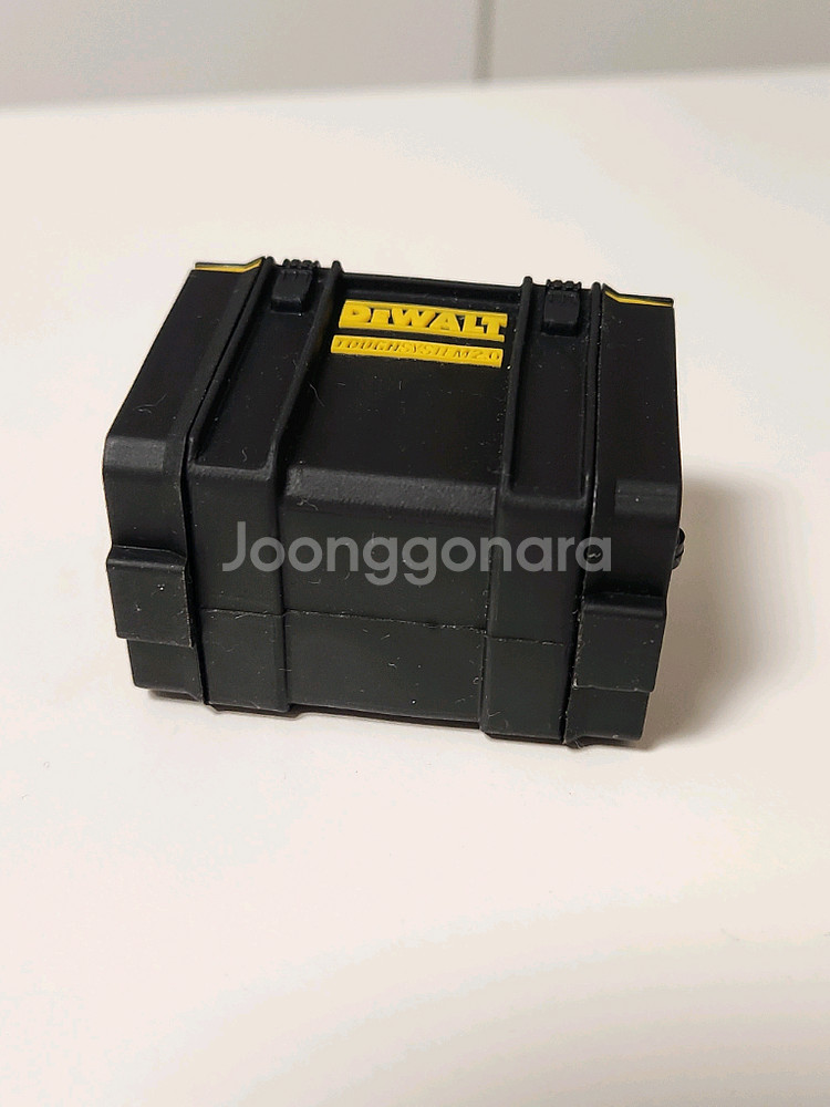 디월트 터프시스템 2.0 모형 USB 30GB--8