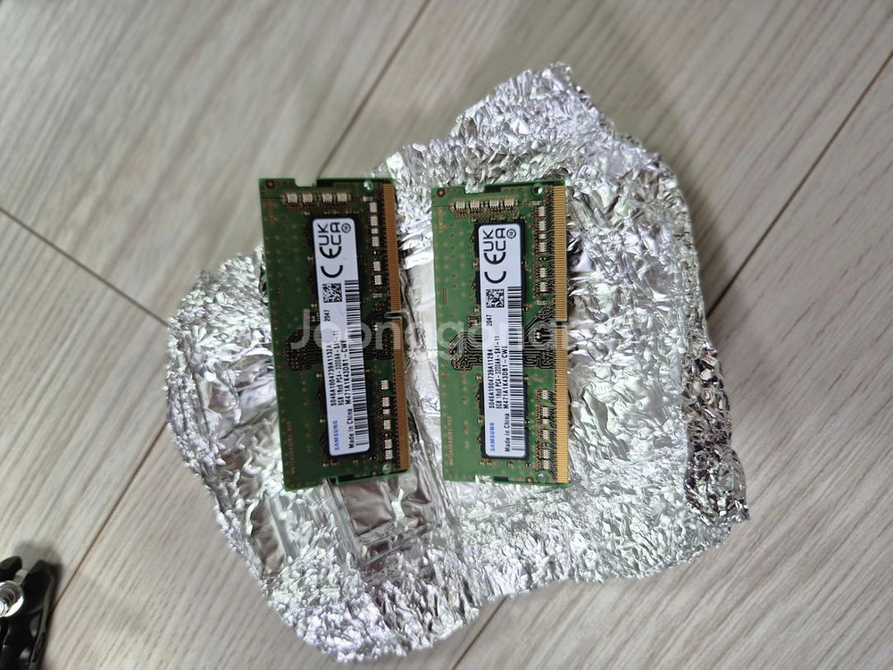 삼성 노트북용 DDR4 8GB RAM 2개 판매합니다--2