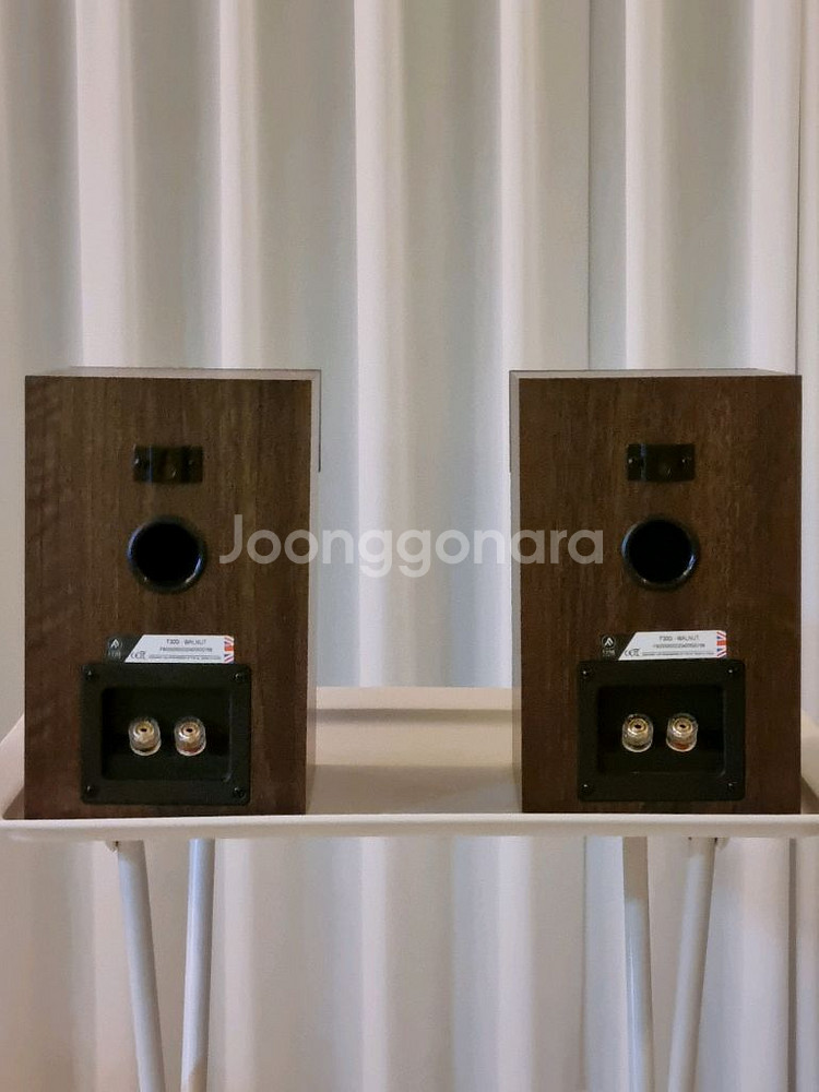 파인오디오 fyneaudio F300i 월넛--1