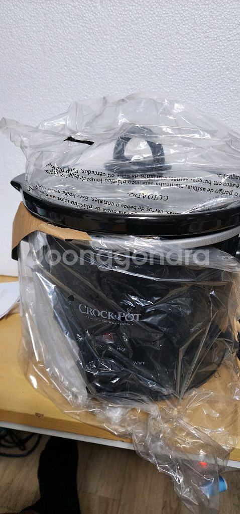 크로크팟 슬로우쿠커 새제품 SCR400B-071--0