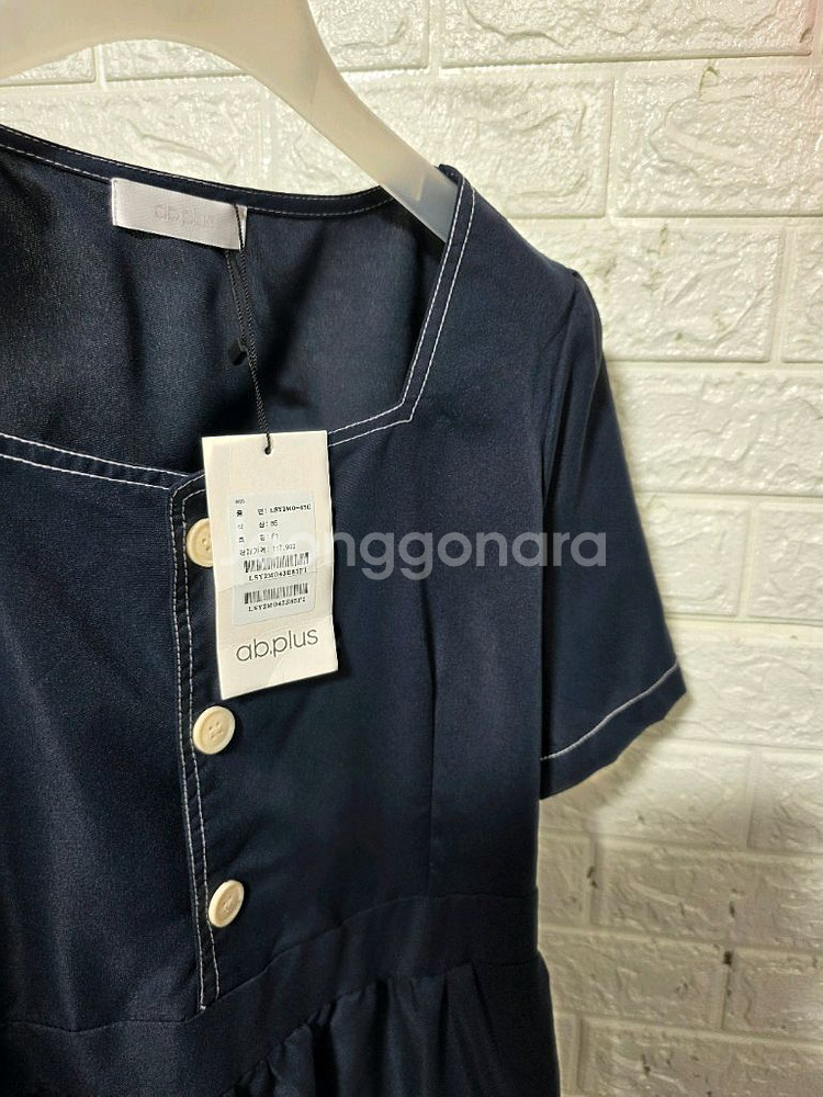 2024년 택가 117900원 ab.plus 롱 원피--1