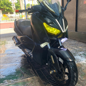 xmax300 19년식 묻따