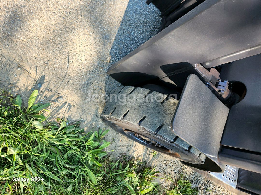 두산 프로5 1.8톤 3단 자동발 디젤 중고 디젤--6