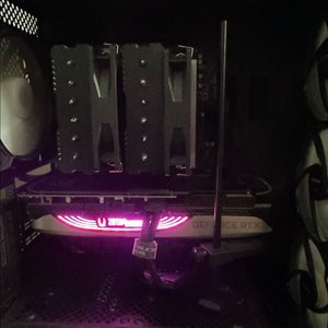 7800X3D 4070Ti 2TB X670E 32GB