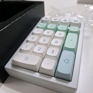 키쿨 K21 MAX 풀알루 기계식 유무선 넘패드