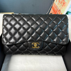 샤넬 클래식 라지 블랙