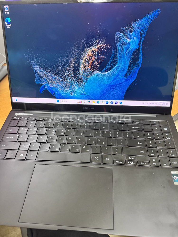 갤럭시 북2프로 NT950XED-KD72G--6