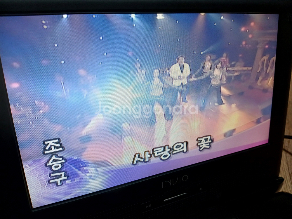 인비오 PD-1800W 휴대용 DVD 플레이어 8인치--3