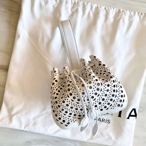 알라이아 로즈마리 화이트 판매합니다