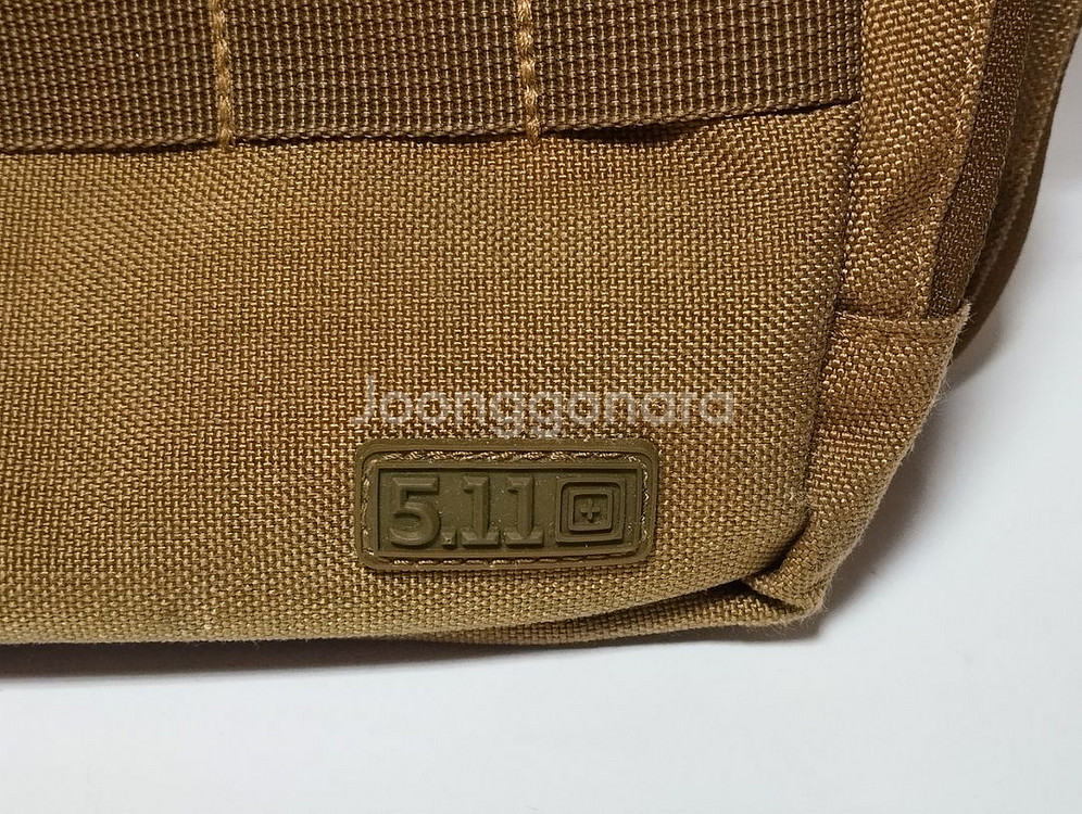 5.11 택티컬 카메라 가방입니다--2