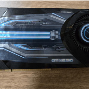 기가바이트 GTX680