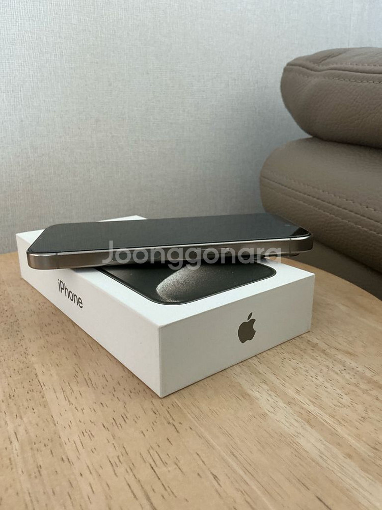 아이폰15pro 네추럴티타늄 256 / 북미판--3