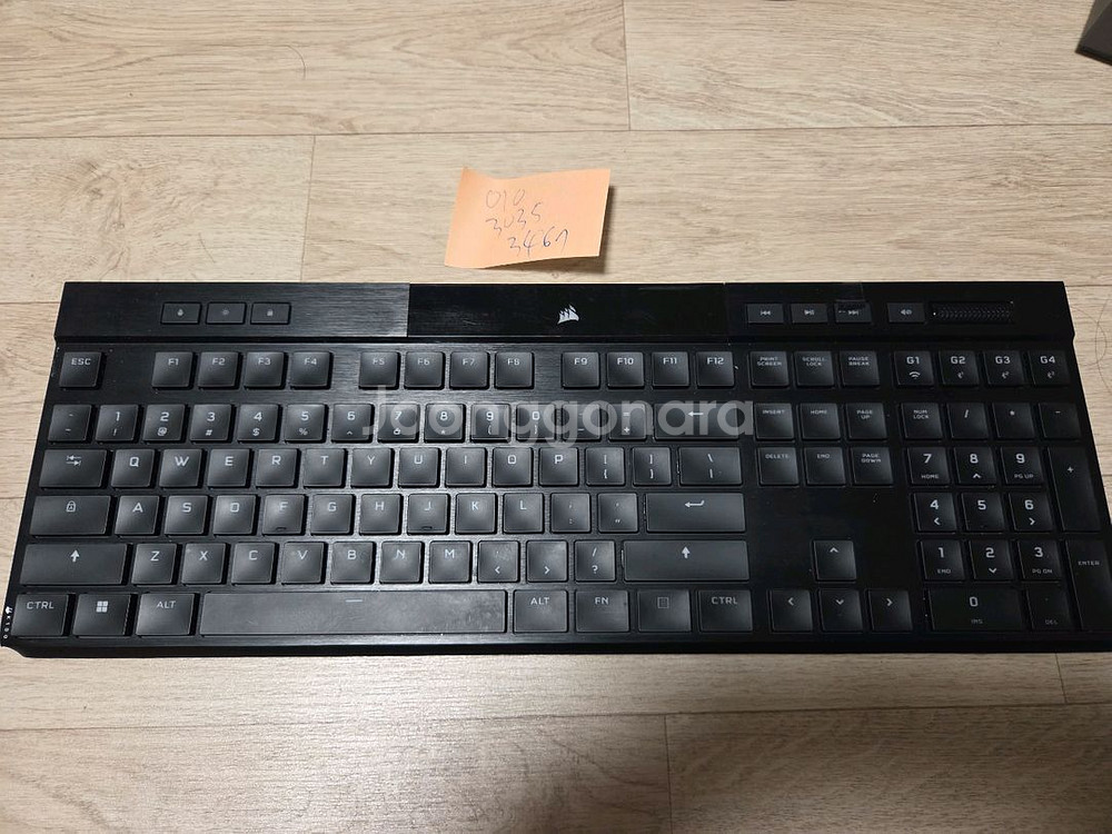 Corsair K100Air 무선 RGB 기계식 키보드--1
