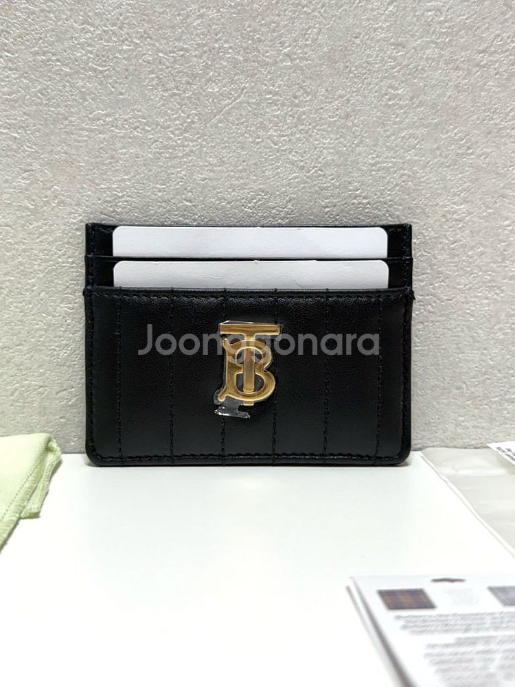 (새상품)버버리 퀼팅 카드지갑 금장--0