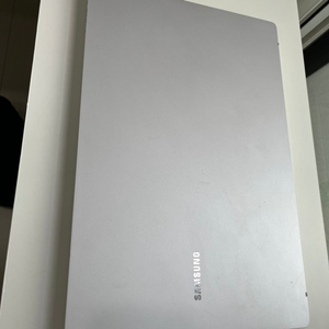 갤럭시북 2 노트북 판매합니다. (NT550XEZ)