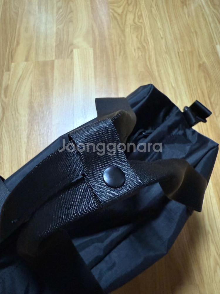 노스페이스 남여 헤리티지 카고백 미디엄 팝니다--1