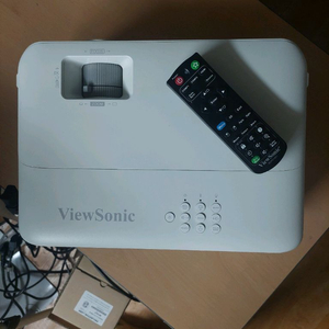 뷰소닉 TWU138프로젝터