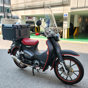 2022년 블랙 요시무라 c125 판매합니다.