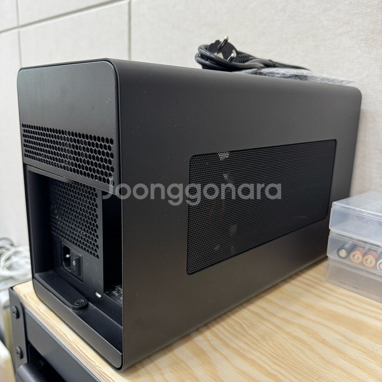레이저 razor core x egpu 인클로저--1