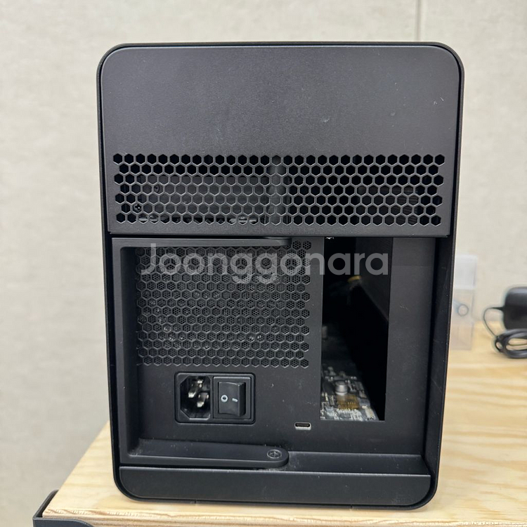 레이저 razor core x egpu 인클로저--2
