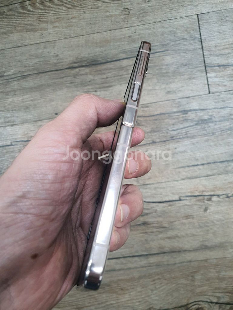 갤럭시Z플립4 부품용입니다--4