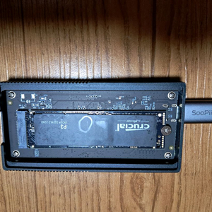 크루셜 nvmem.2 ssd 4TB