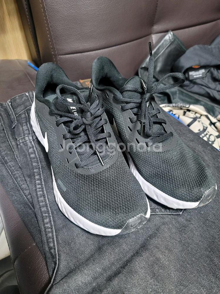 나이키 런닝화 245--0