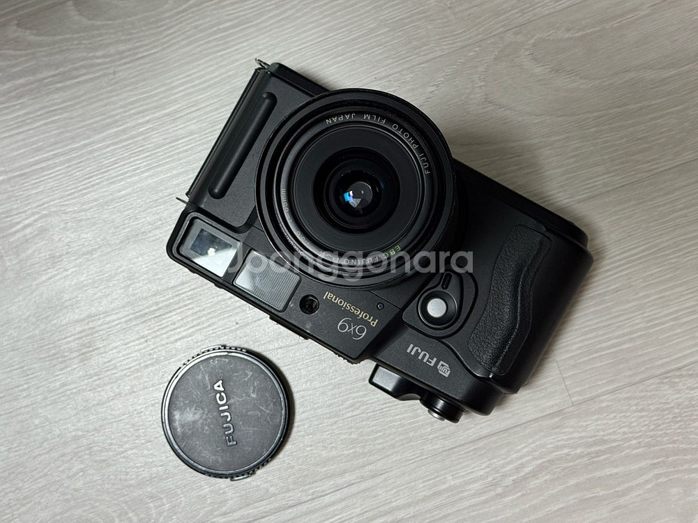 후지 GSW690iii 중형 필름 카메라--1