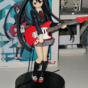 케이온 아즈사 sq 반프레스토 미소녀 피규어