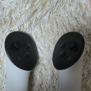 메타퀘스트3 컨트롤러 양쪽 팔아요