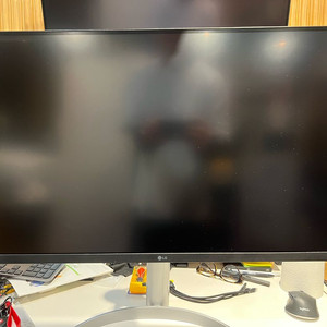 LG 32UQ850 4K UHD IPS