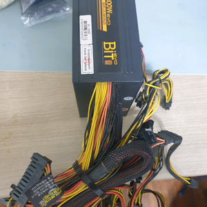 채굴용 파워 1800W 팝니다.(에이원 원팬)