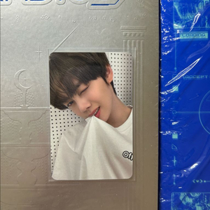 제로베이스원 제베원 5집 앨범 애플뮤직 옷깨물 규빈