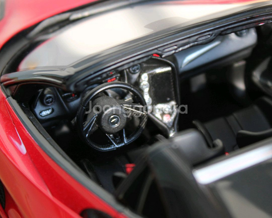 1:18 GT SPIRIT MCLAREN 765LT--4