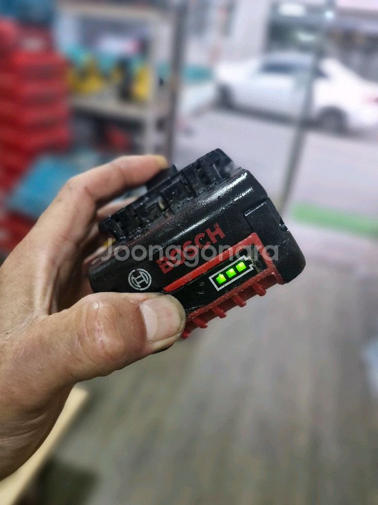 [정품]보쉬배터리 18V 6.0AH 개당가격입니다--4