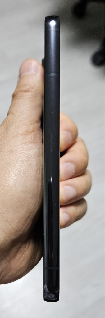 갤럭시 S22 블랙 256GB 싸게 팝니다.--4