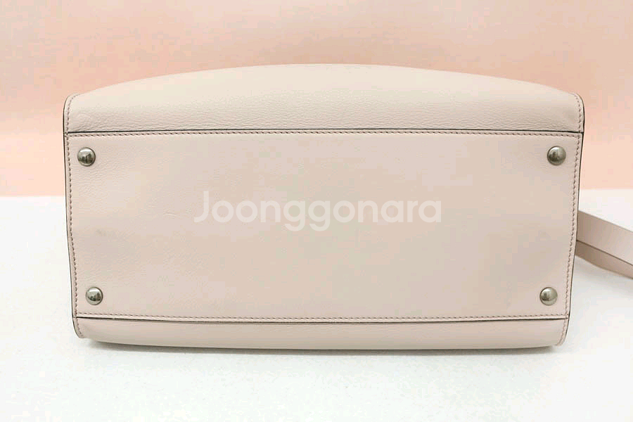 정품) 버버리 크레스트토트 여자토트백 스트랩있음--8