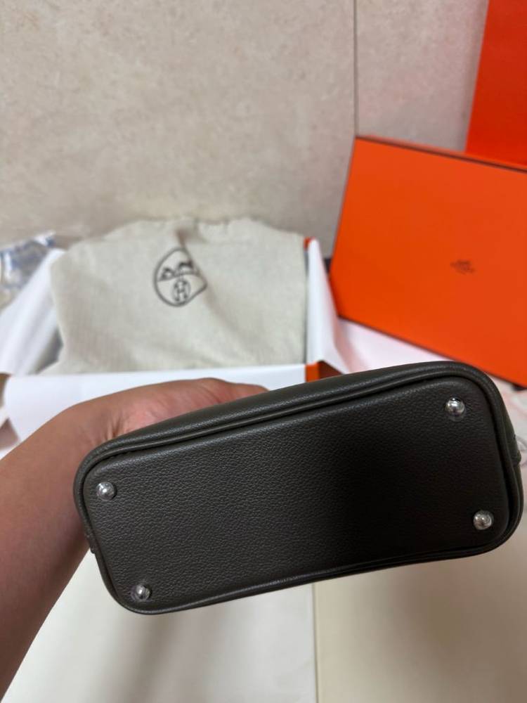 에르메스 볼리드 미니 가방 새상품 팝니다. 이미지