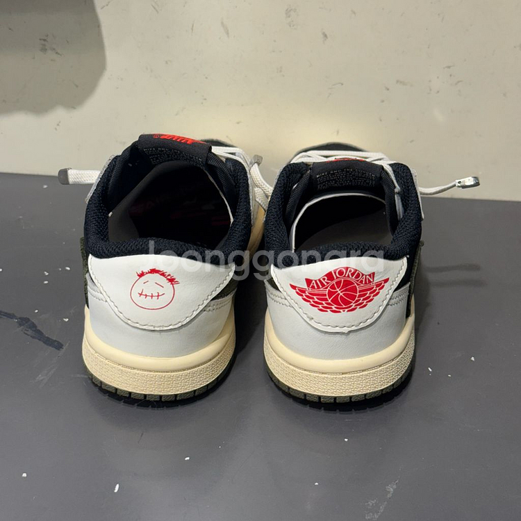 나이키 키즈 조던 트래비스 스캇 올리브 160 착샷있음--3