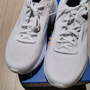 브룩스 러닝화 고스트 맥스2 여성 245