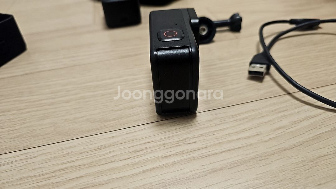 멀쩡한 고프로10 배터리2개 액션캠 카메라 gopro--4