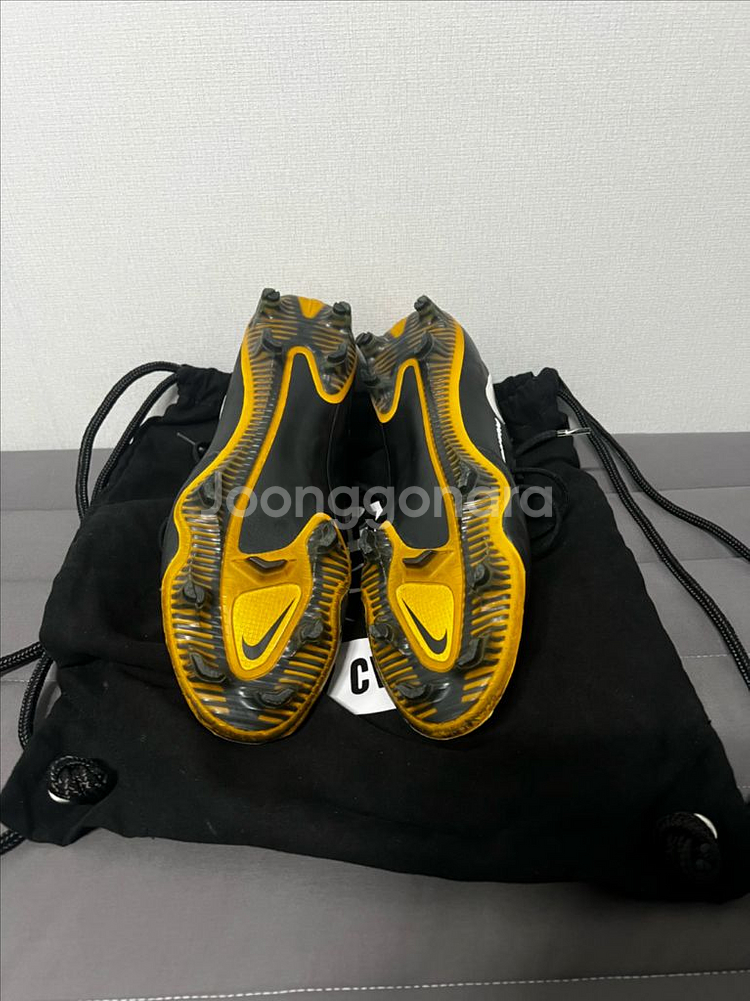 나이키 터치 크래프트 한정판 축구화 275--2