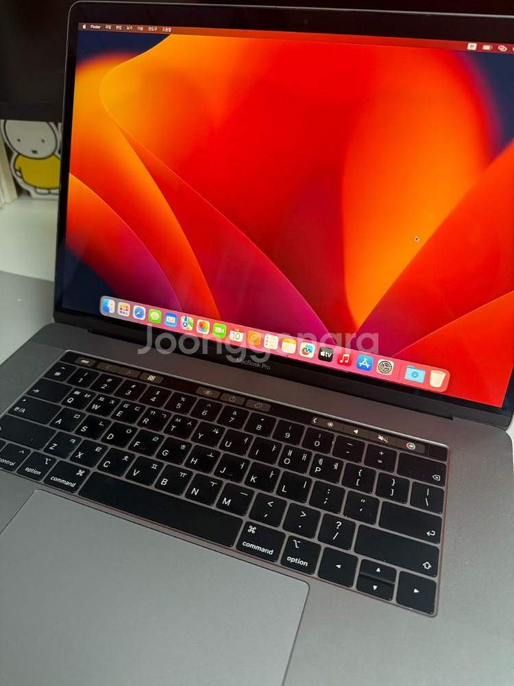 MacBook Pro 15 2018/16GB/256GB--1