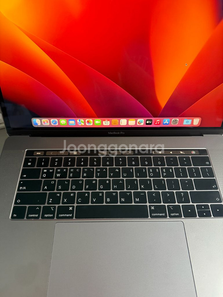 MacBook Pro 15 2018/16GB/256GB--3